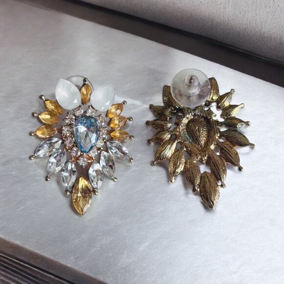 Elegant Crystal Night Out Stud Earring - Picture 4 of 4